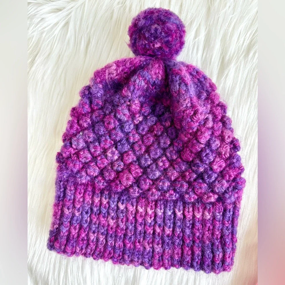 PLUM COZY BEANIE